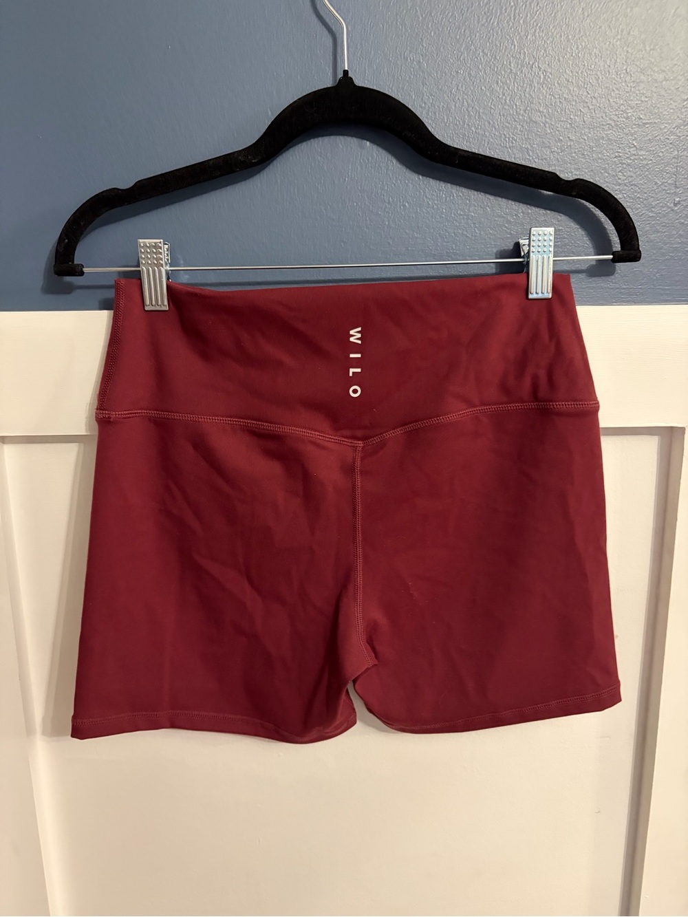 Wilo The Label Women's High-Rise Bike Shorts Burgundy Size Large NWOT